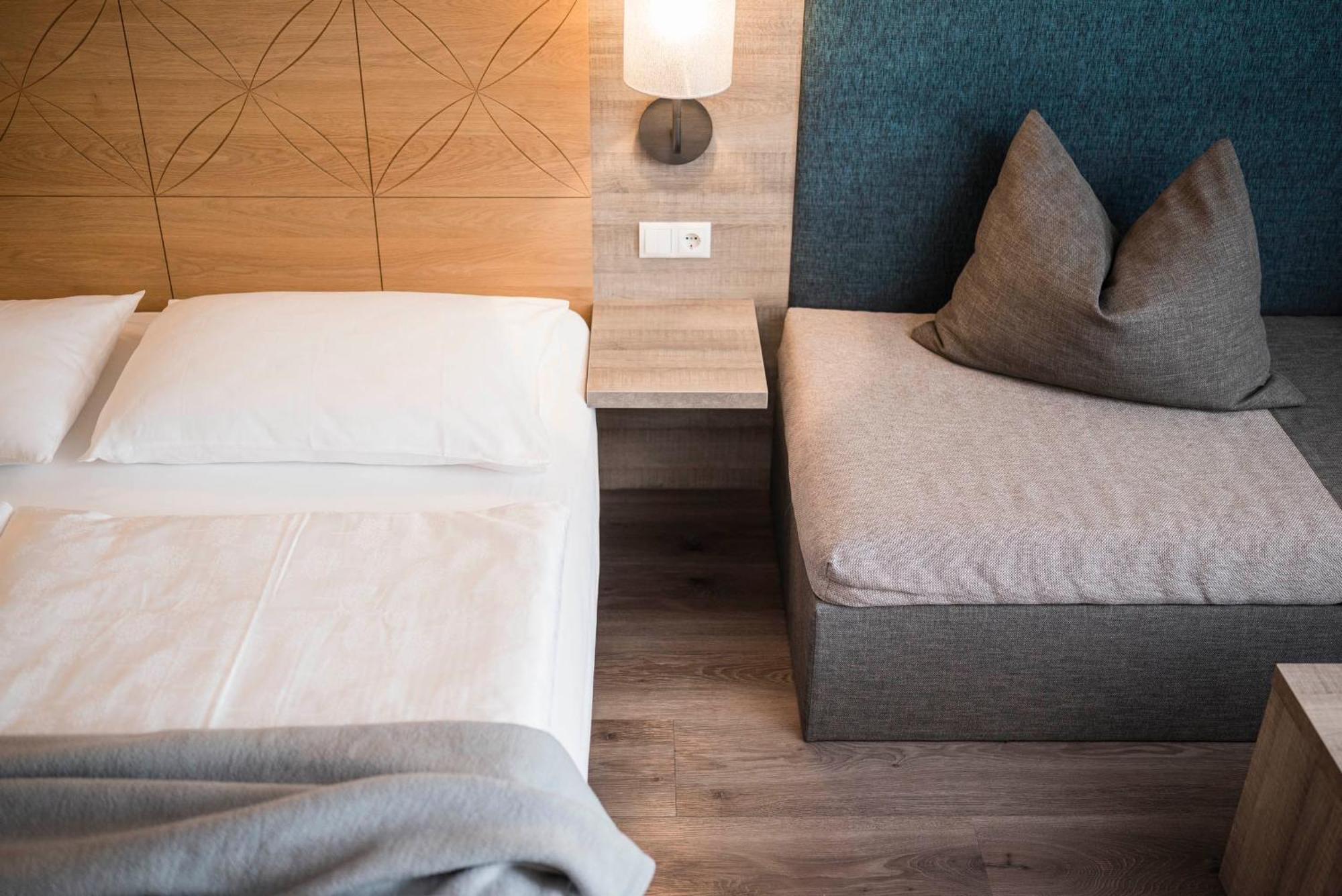 Hotel Roesslwirt Barbian Zewnętrze zdjęcie