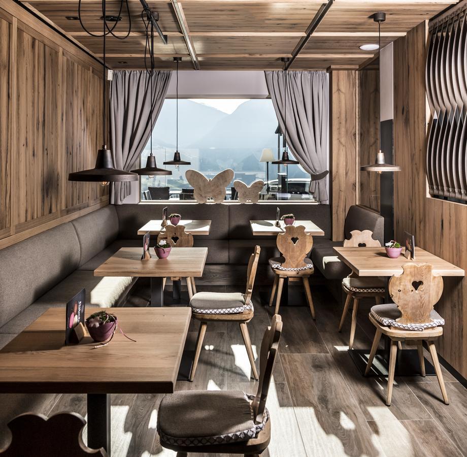 Hotel Roesslwirt Barbian Zewnętrze zdjęcie